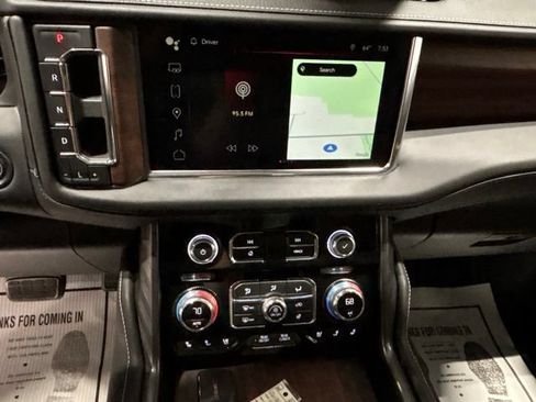 Used 2024 GMC Yukon Denali Ultimate AWD/4WD image 29
