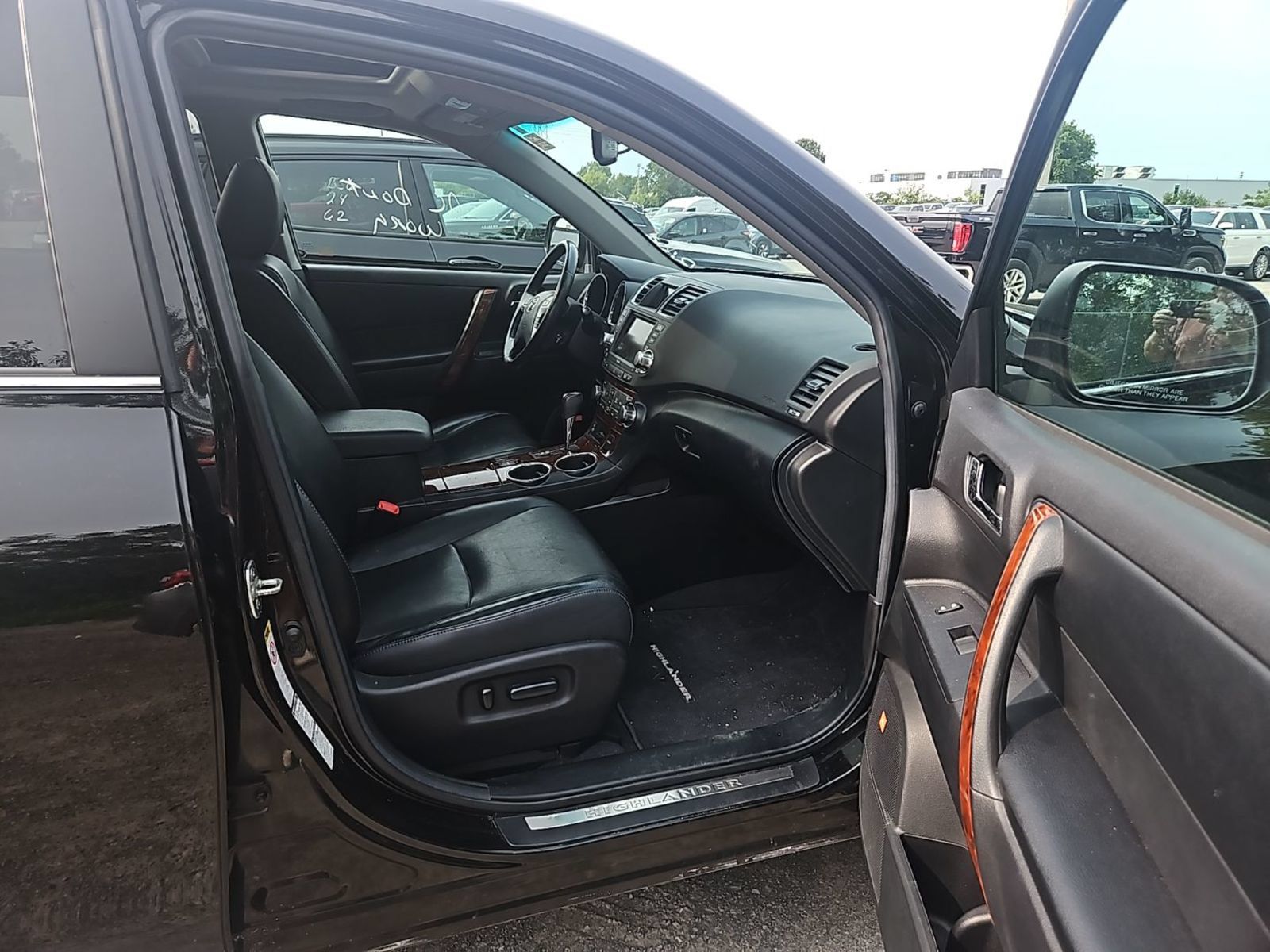 Used 2012 Toyota Highlander Limited AWD/4WD image 7
