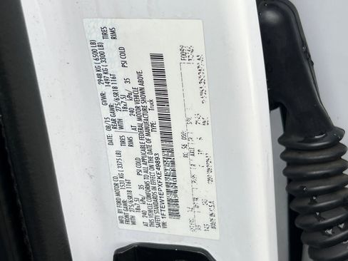 Used 2015 Ford F150 XLT w/ Equipment Group 302A Luxury image 22