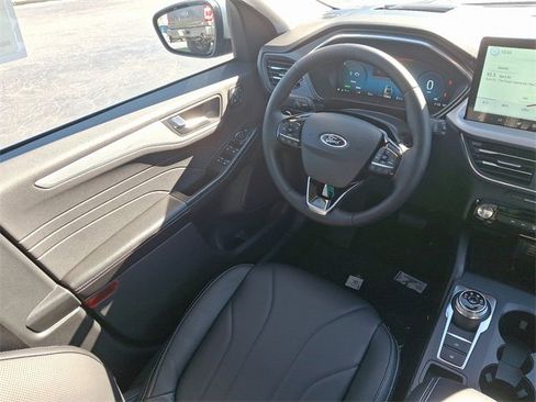 New 2025 Ford Escape SE w/ PHEV Premium Package image 11