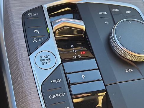 New 2026 BMW 330i xDrive Sedan w/ Premium Package image 7