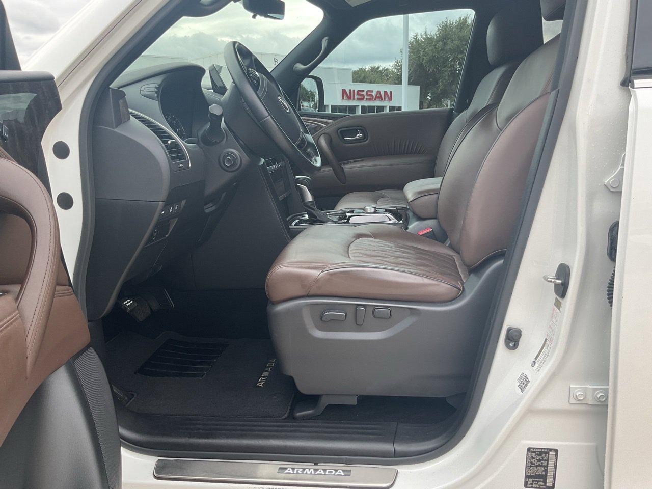 Used 2023 Nissan Armada Platinum w/ Cargo Package RWD image 8
