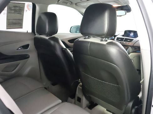 Used 2016 Buick Encore FWD image 47