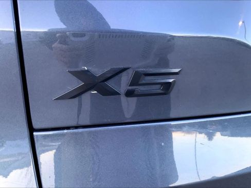 Used 2019 BMW X5 xDrive50i w/ M Sport Package image 10