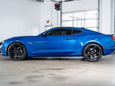Used 2022 Chevrolet Camaro LT image 8
