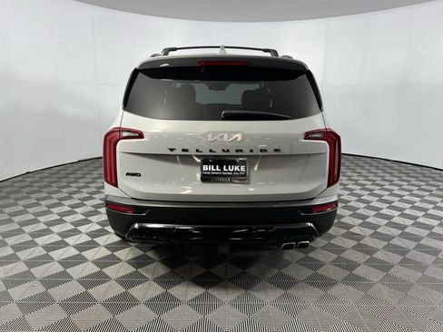 Used 2022 Kia Telluride EX w/ EX Premium Package image 7