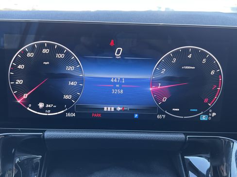 Certified 2025 Mercedes-Benz GLA 250 4MATIC image 18