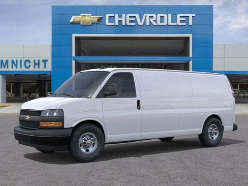 New 2025 Chevrolet Express 3500 Work Van w/ Driver Convenience Package image 2