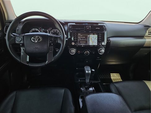 Used 2021 Toyota 4Runner TRD Off-Road Premium AWD/4WD image 11