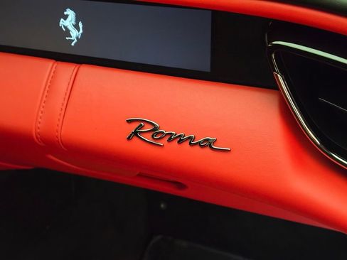 Used 2024 Ferrari Roma RWD image 25