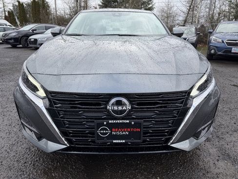 New 2025 Nissan Altima 2.5 SL image 3