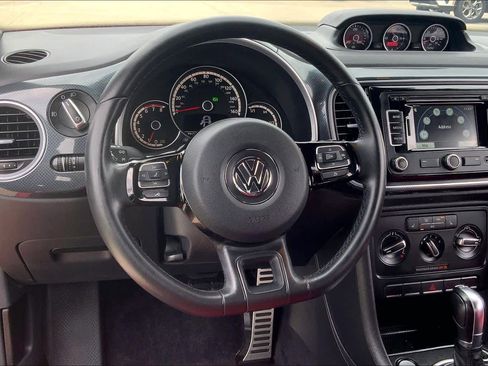 Used 2013 Volkswagen Beetle 2.0T FWD image 5
