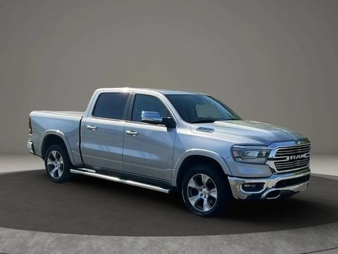 Used 2021 RAM 1500 Laramie AWD/4WD image 7