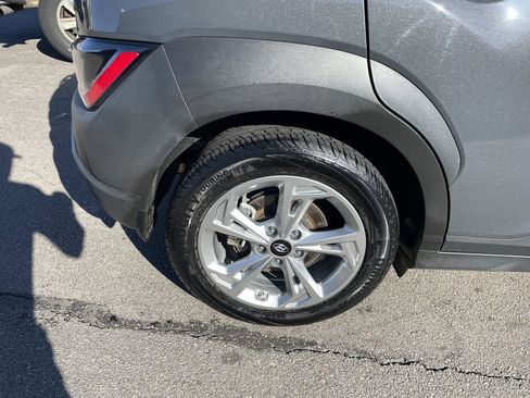 Used 2023 Hyundai Kona SEL w/ Convenience Package image 12