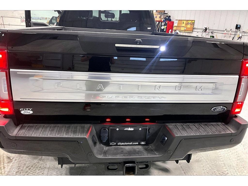 Used 2022 Ford F450 Platinum w/ FX4 Off-Road Package AWD/4WD image 10