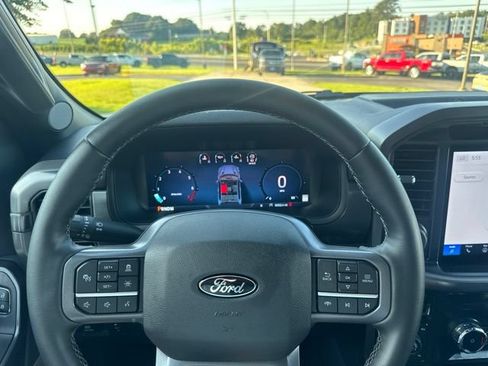 Used 2025 Ford F150 Lariat w/ Equipment Group 501A Mid AWD/4WD image 19