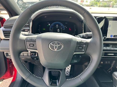 Used 2026 Toyota Camry SE w/ Convenience Package AWD/4WD image 9
