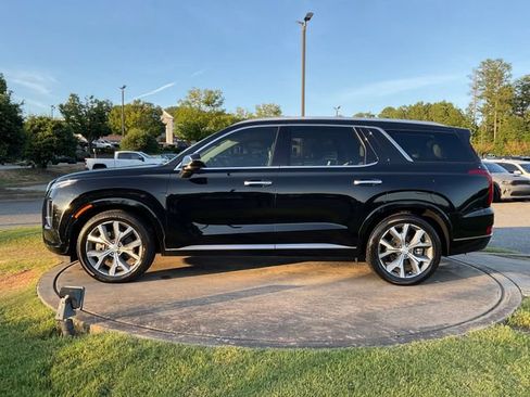 Used 2022 Hyundai Palisade Limited FWD image 4