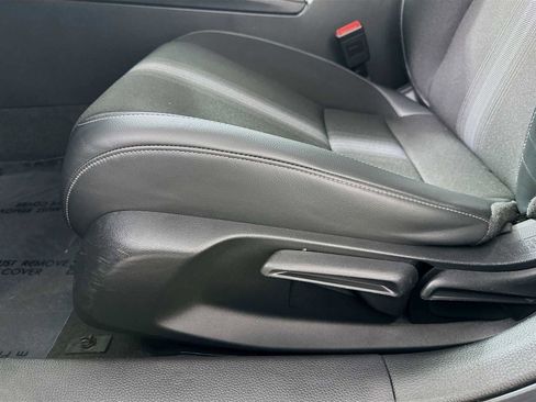 Used 2022 Honda Civic Sport image 17