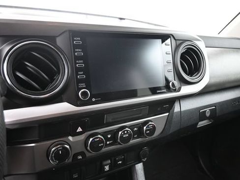 Used 2022 Toyota Tacoma SR5 AWD/4WD image 62