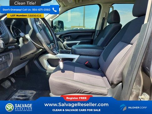 Used 2022 Nissan Titan SV w/ SV Convenience Package AWD/4WD image 9