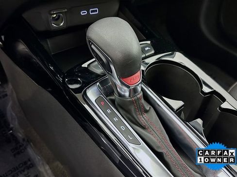 Used 2025 Chevrolet Trax RS w/ Driver Confidence Package image 17