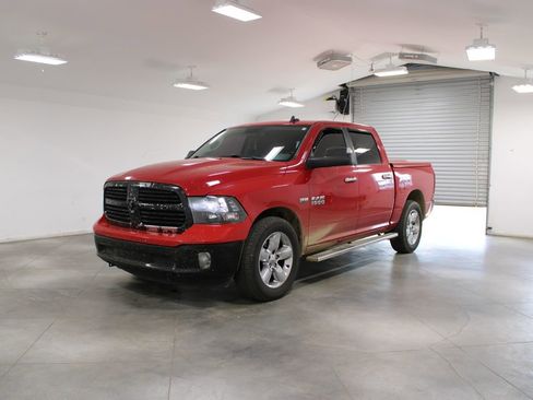 Used 2017 RAM 1500 Big Horn RWD image 4