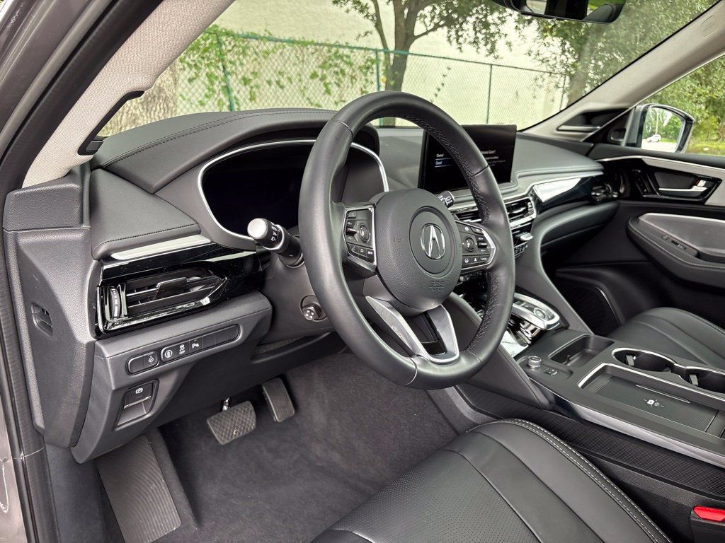 Used 2026 Acura MDX w/ Technology Package FWD image 16