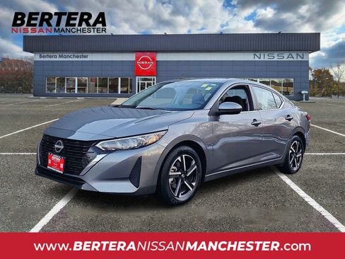 Used 2024 Nissan Sentra SV image 1