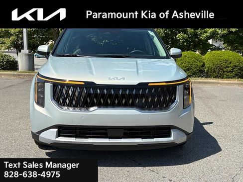 New 2026 Kia Carnival EX image 2