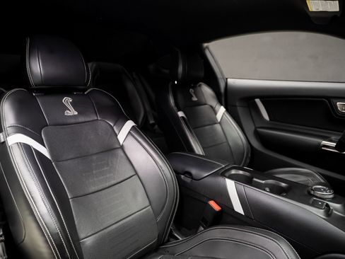 Used 2020 Ford Mustang Shelby GT500 w/ Technology Package image 65