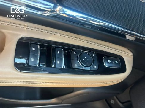 Used 2020 Lincoln Corsair Reserve FWD image 10