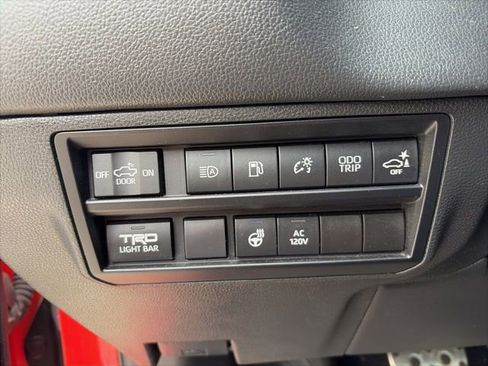 Used 2022 Toyota Tundra TRD Pro AWD/4WD image 10