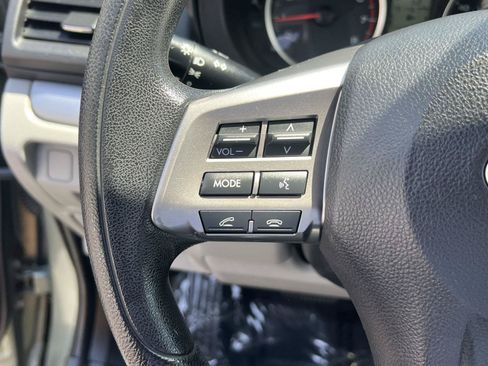 Used 2014 Subaru Forester 2.5i AWD/4WD image 32