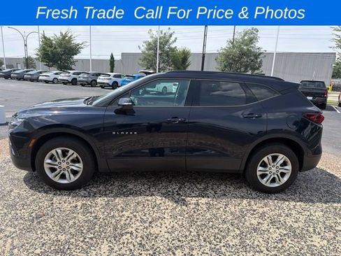 Used 2020 Chevrolet Blazer LT w/ Sound & Technology Package AWD/4WD image 3