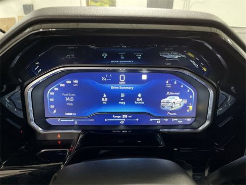 Used 2023 Chevrolet Silverado 1500 LT image 14