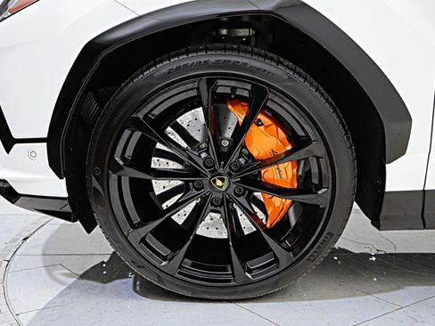Used 2024 Lamborghini Urus S image 50