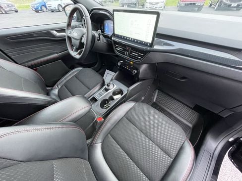 Used 2025 Ford Escape ST-Line w/ Equipment Group 301A image 39