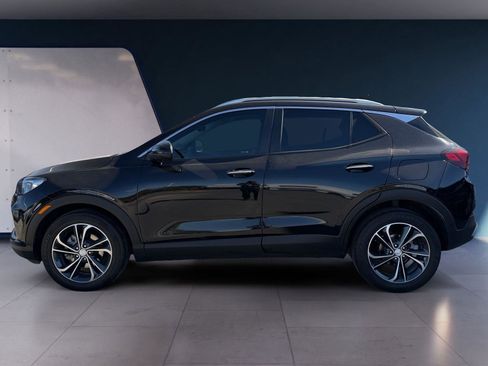 Used 2022 Buick Encore GX Select image 2