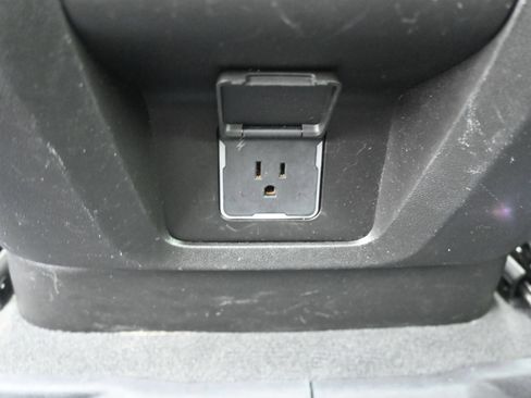 Certified 2022 Chevrolet Suburban Premier AWD/4WD image 24