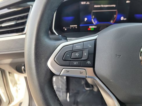 Used 2022 Volkswagen Jetta SE FWD image 22