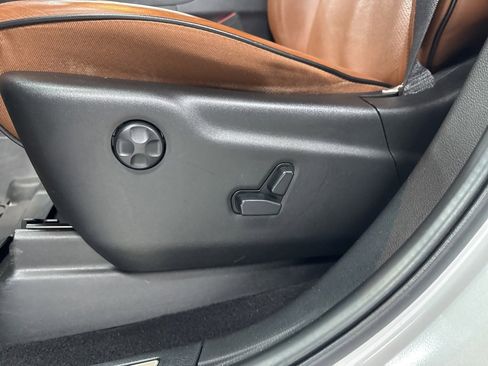 Used 2020 Jeep Grand Cherokee Summit w/ Skid Plate Group image 8