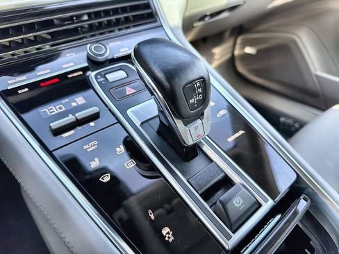 Used 2018 Porsche Panamera 4 AWD/4WD image 23