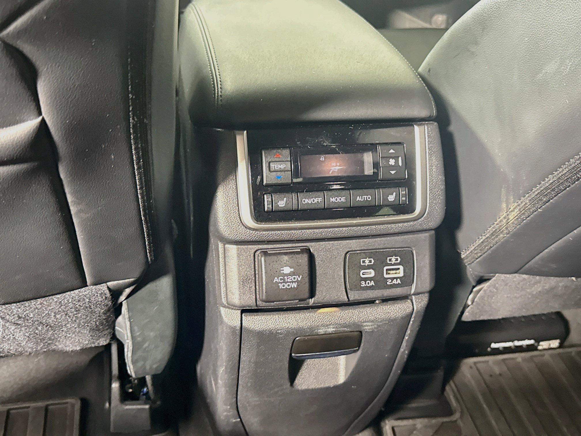 Used 2025 Subaru Ascent Bronze Edition AWD/4WD image 24