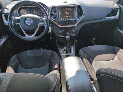 Used 2015 Jeep Cherokee Latitude image 26