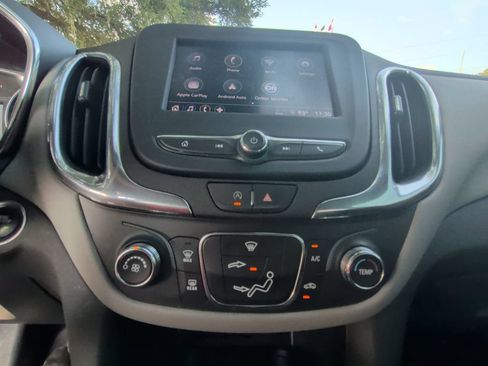 Used 2022 Chevrolet Equinox LS w/ LS Convenience Package FWD image 20
