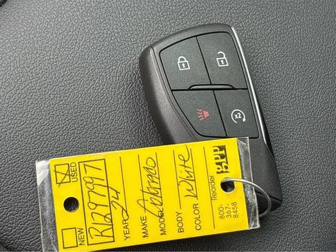 Used 2024 Chevrolet Colorado LT w/ LT Convenience Package III RWD image 30