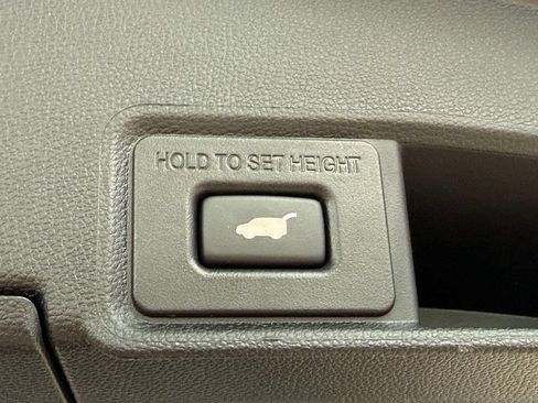 Used 2024 Acura RDX SH-AWD w/ Technology Package image 9