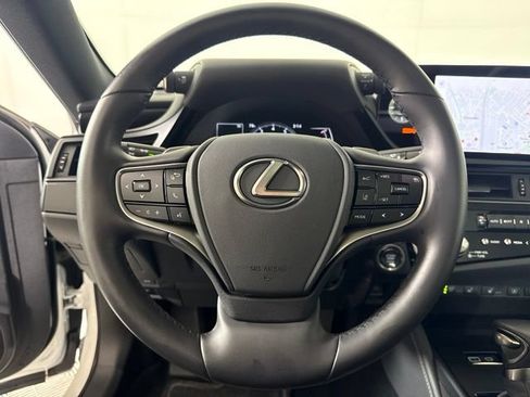 Used 2025 Lexus ES 350 w/ Premium Package FWD image 28