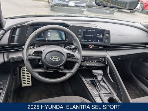 Certified 2025 Hyundai Elantra Sport FWD image 16